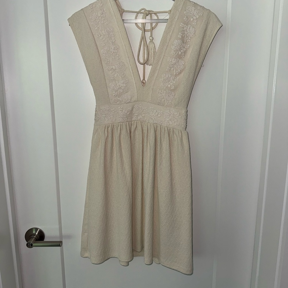 Zara Cream V‑Neck Embroidered Mini Dress